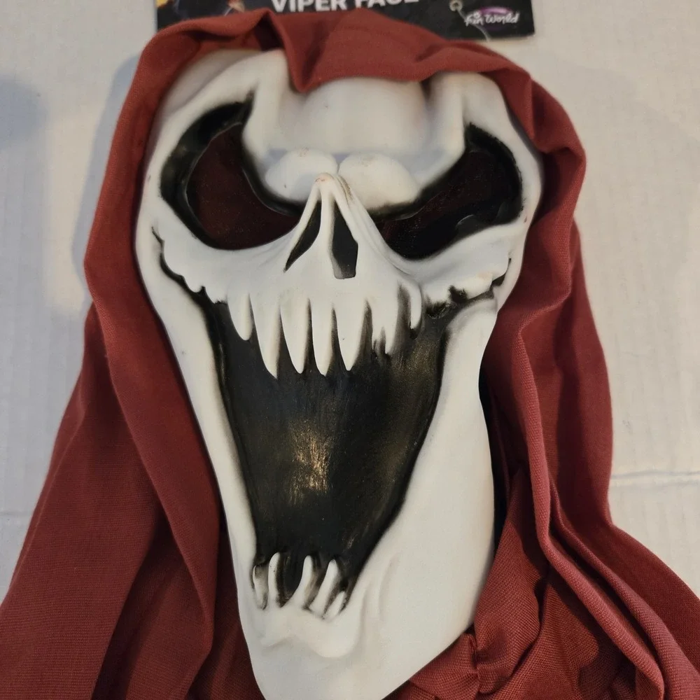 Dead By Daylight- Viper Face Mask - Adult Mask‎ - Fun World New